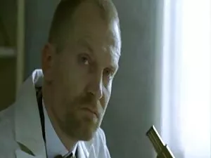 Trzy dranie w fotelu ...