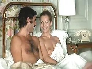 Murzynka w pokoju da ...