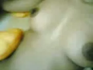 Laska w krótkiej spó ...