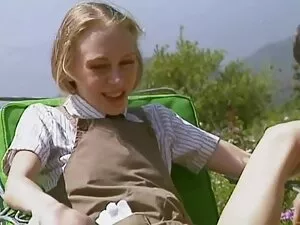 Azjatka każda Dziurk ...